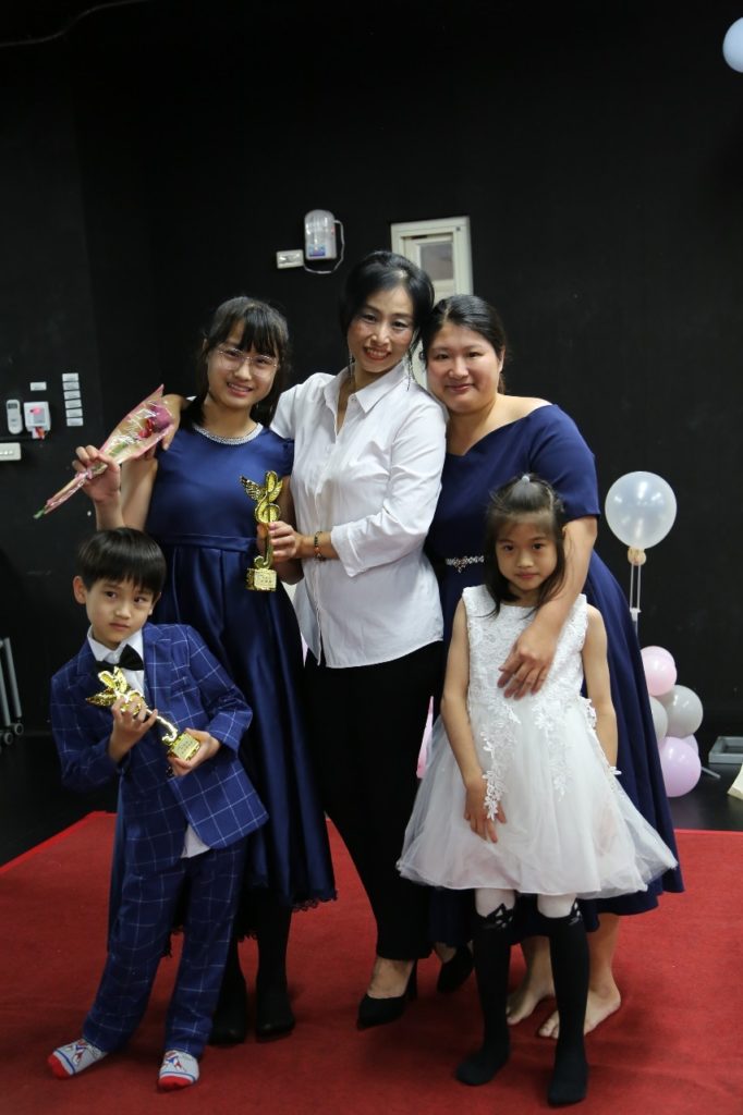 LINE_ALBUM_202435_240306_13